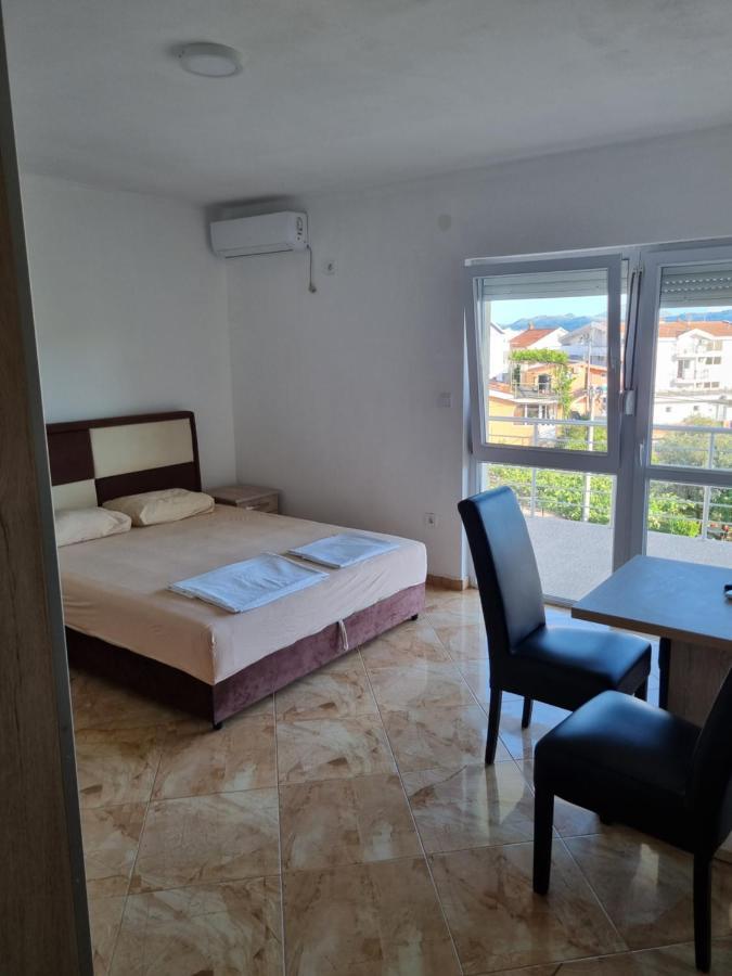 Apartmani Ani Bar Exterior photo