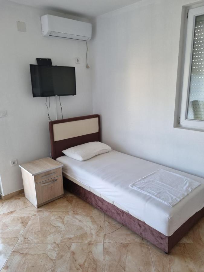 Apartmani Ani Bar Exterior photo