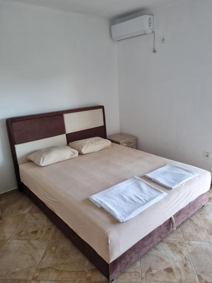 Apartmani Ani Bar Exterior photo