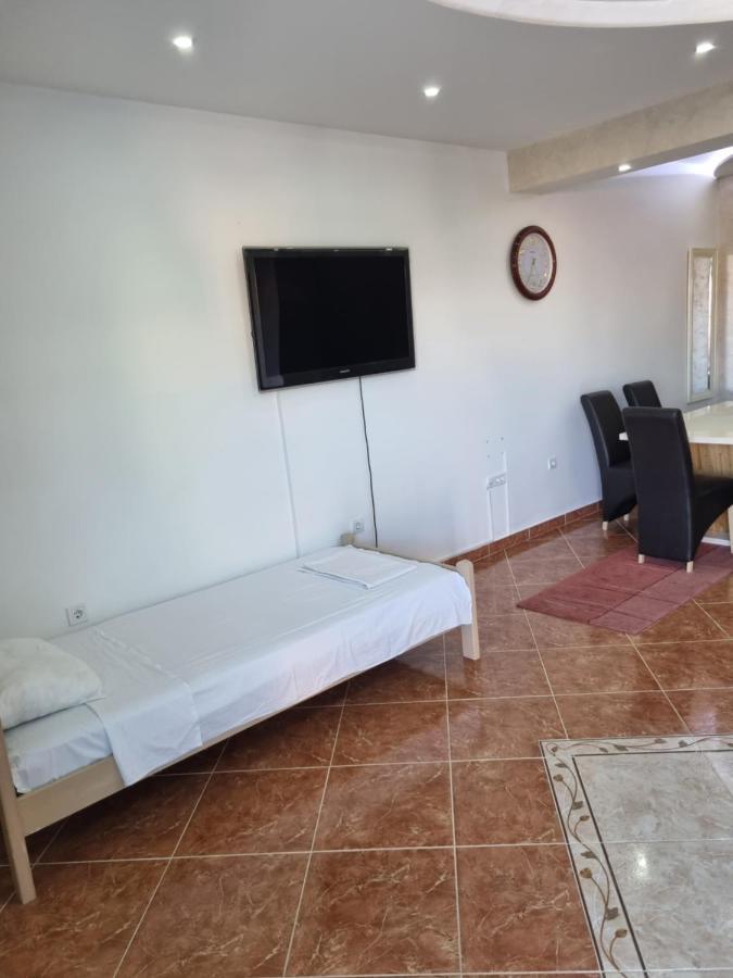 Apartmani Ani Bar Exterior photo