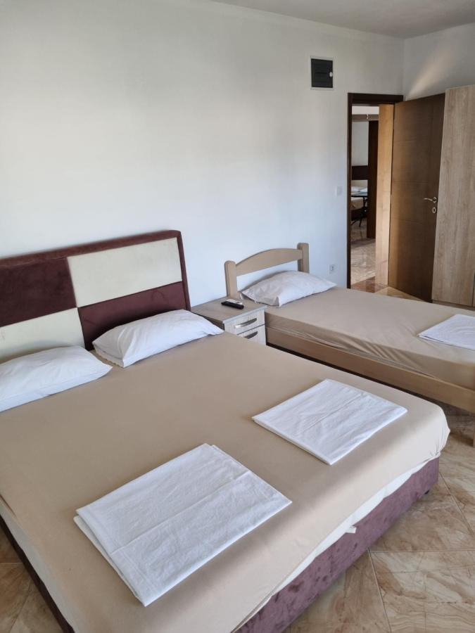 Apartmani Ani Bar Exterior photo